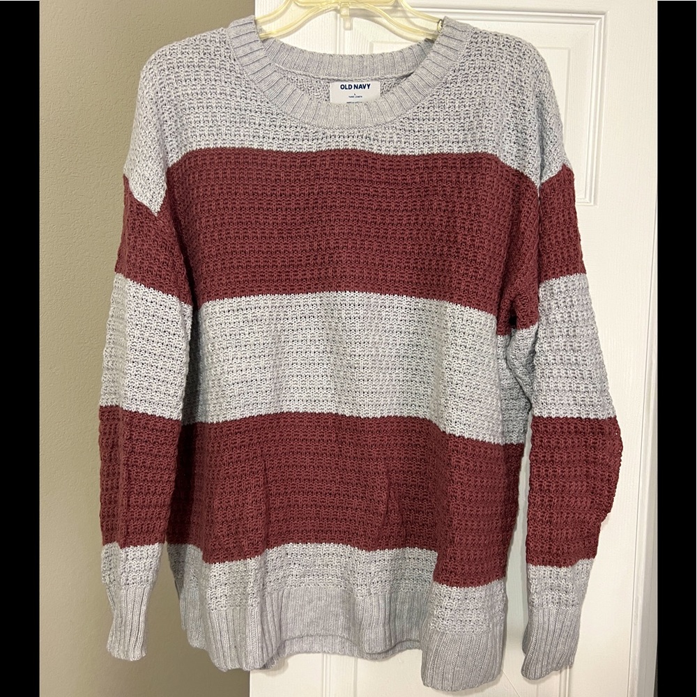 Old Navy Women’s Gray and Pink Striped Sweater, L